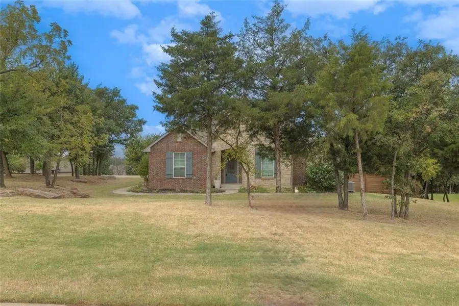 12475 Stone Hill DR, Guthrie, OK 73044