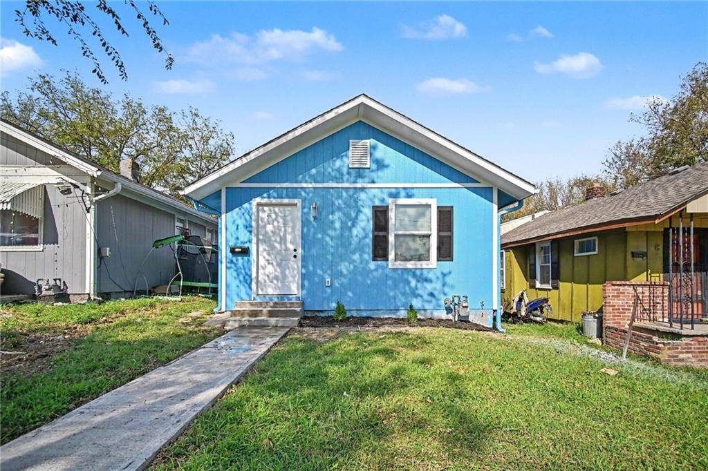 2306 N Hallock ST, Kansas City, KS 66101