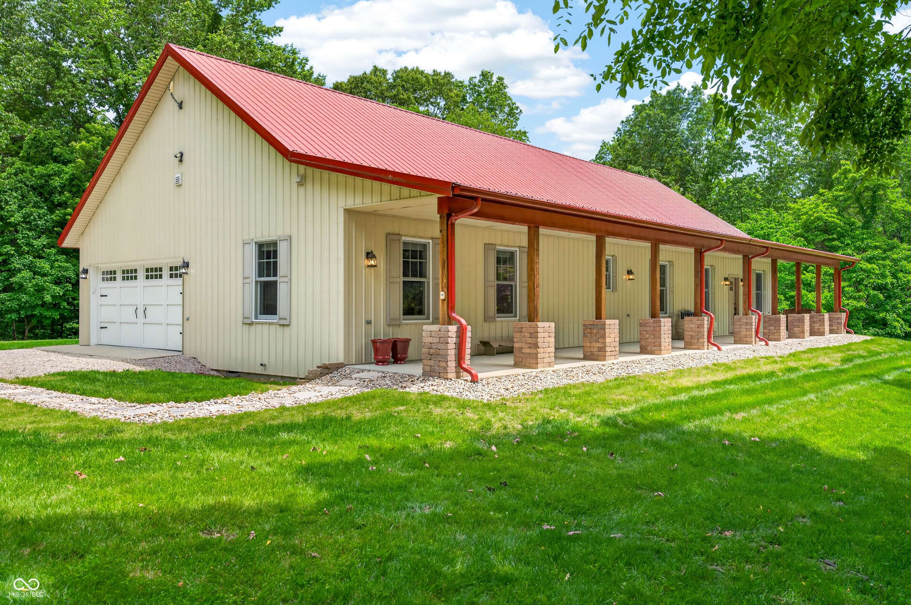 2931 Lawson Ridge RD, Nashville, IN 47448