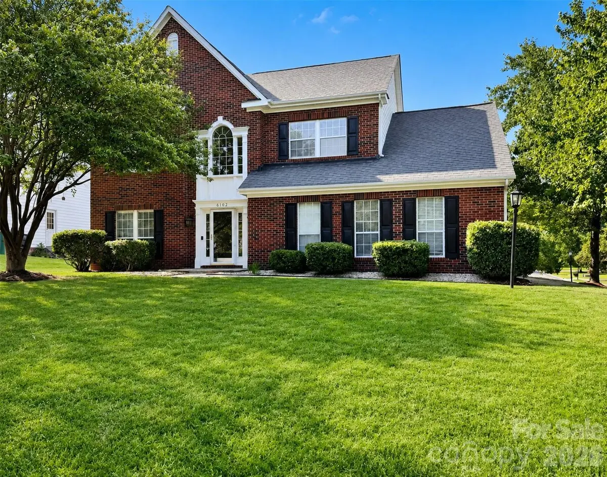 6102 Tesh CT, Charlotte, NC 28269