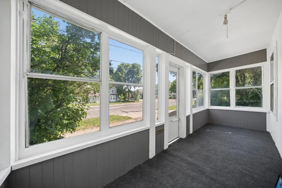 210 Willow ST, Faribault, MN 55021