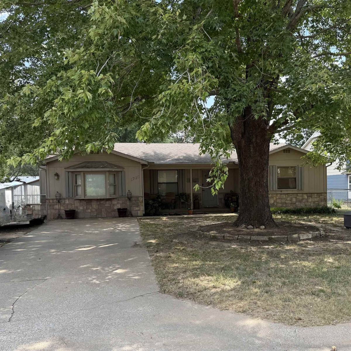 1720 N 11th, Arkansas City, KS 67005