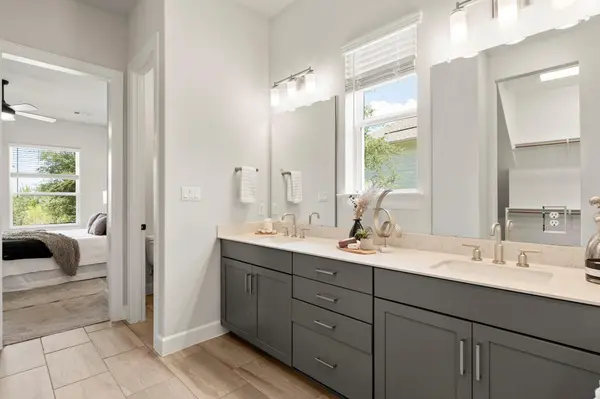 464 Crimson Sky CT, Dripping Springs, TX 78620