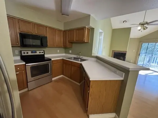 2450 Wickersham LN #102, Austin, TX 78741