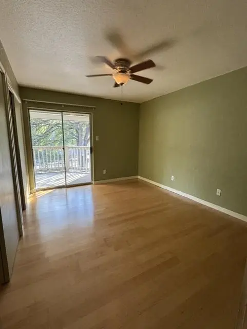 2450 Wickersham LN #102, Austin, TX 78741