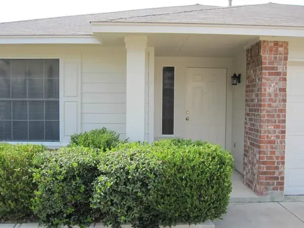 1509 Nettie DR, Leander, TX 78641