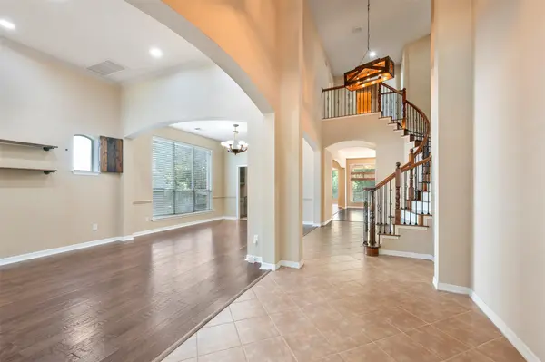 2238 Fernspring DR, Round Rock, TX 78665
