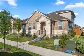 112 Doodle LN, Hutto, TX 78634
