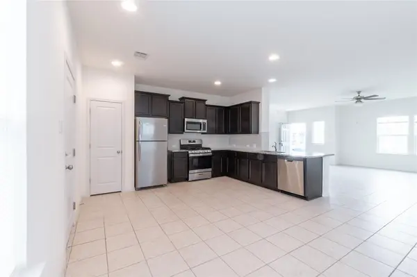 217 Bent Creek DR, Hutto, TX 78634