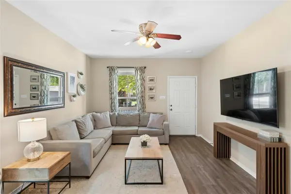1704 Comfort LN, Austin, TX 78748