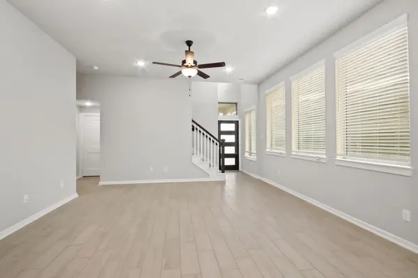 221 Flora Springs CV, Liberty Hill, TX 78642