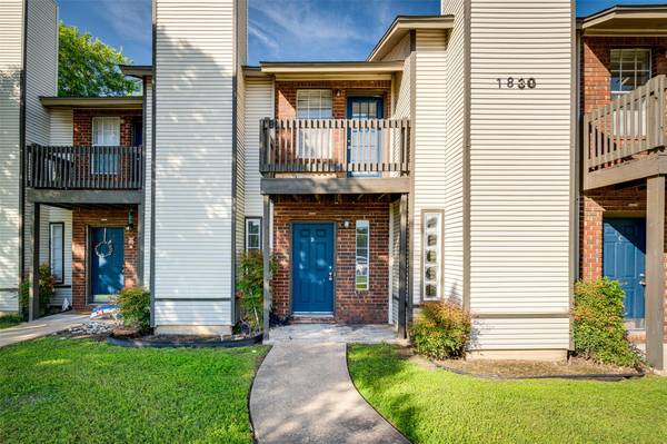 1830 River Crossing CIR #B, Austin, TX 78741