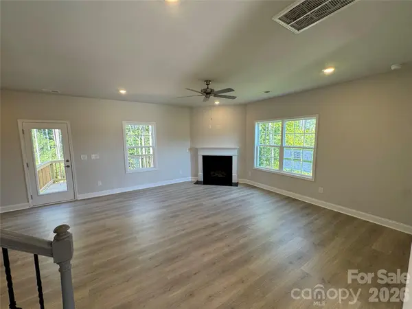 1546 Autumn LN #119, York, SC 29745