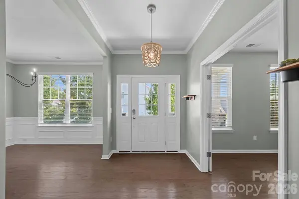15625 White Quartz LN, Davidson, NC 28036