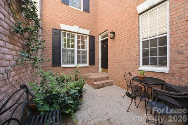 205 Caldwell LN #128, Davidson, NC 28036