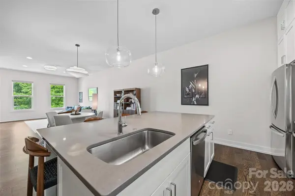 4017 Plaza Row CT, Charlotte, NC 28205
