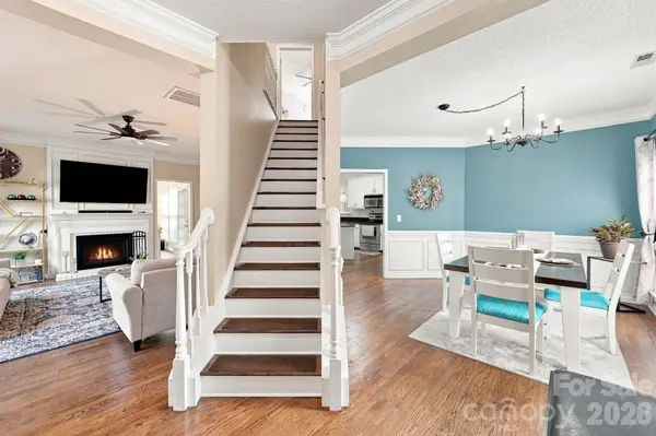 104 Oak Grove CT, Fort Mill, SC 29715