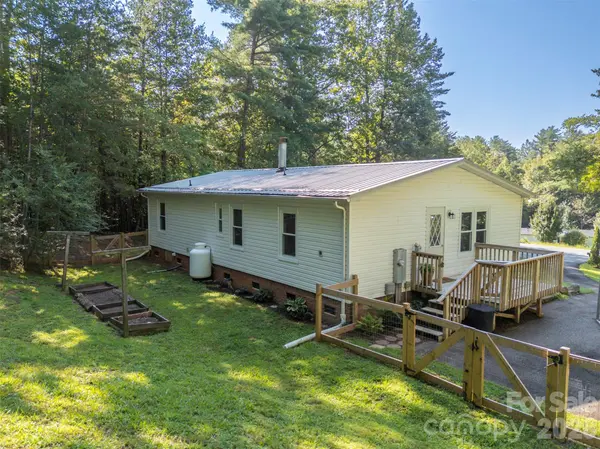 3011 Mill Race CT, Morganton, NC 28655