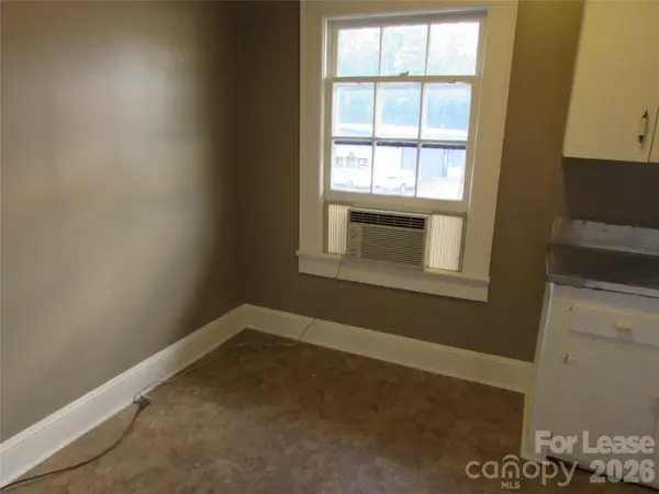 214 Salisbury RD #A, Statesville, NC 28677