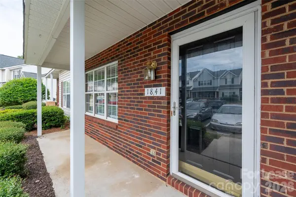 1841 Birch Heights CT, Charlotte, NC 28213