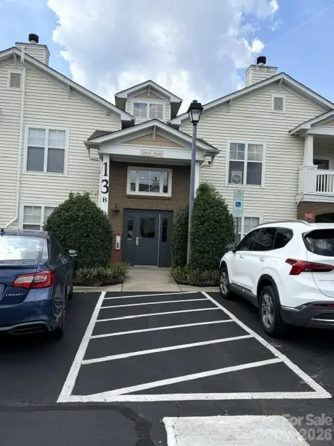 16638 Amberside RD E, Cornelius, NC 28031