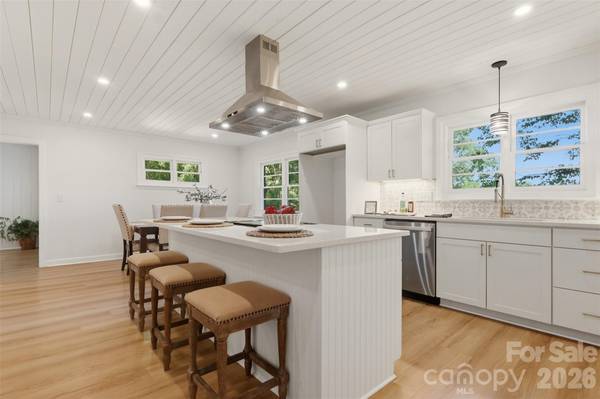 334 Country LN, Mocksville, NC 27028