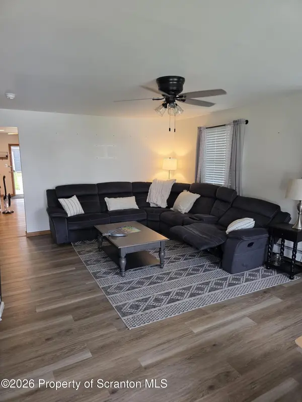 43 Prospect ST, Pittston, PA 18640
