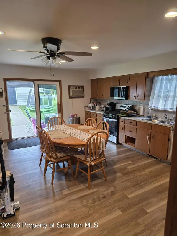43 Prospect ST, Pittston, PA 18640