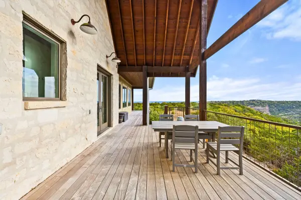 1600 Brushy Ridge TRL, Blanco, TX 78606