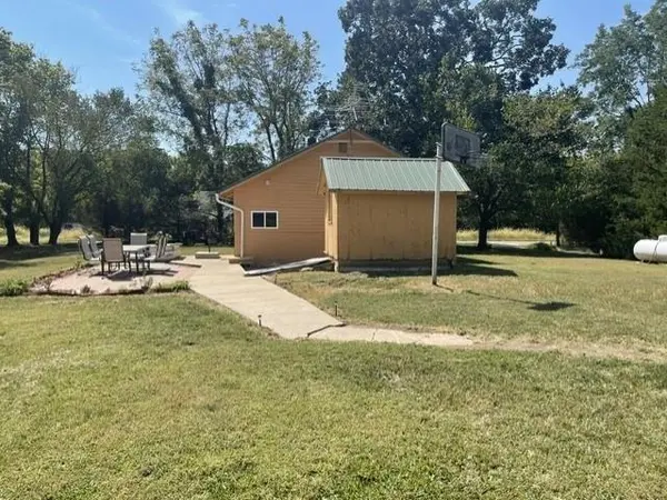 12206 NE State Route D Hiway HWY, Butler, MO 64730