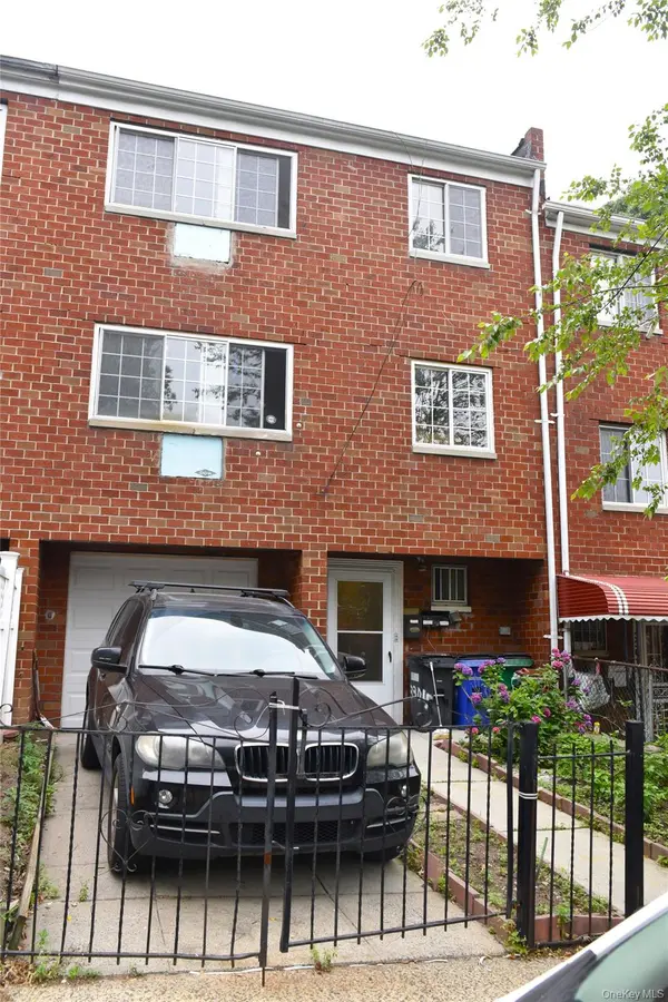 3304 Wickham AVE, Bronx, NY 10469