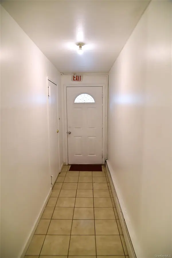 3304 Wickham AVE, Bronx, NY 10469