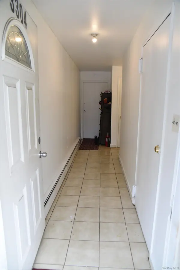3304 Wickham AVE, Bronx, NY 10469