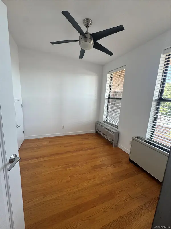 114 Greenpoint AVE #4D, Brooklyn, NY 11222