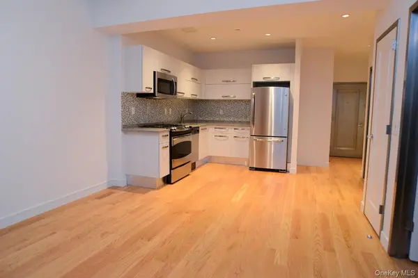 114 Greenpoint AVE #4D, Brooklyn, NY 11222