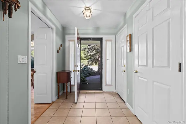 675 Heritage HLS #D, Somers, NY 10589