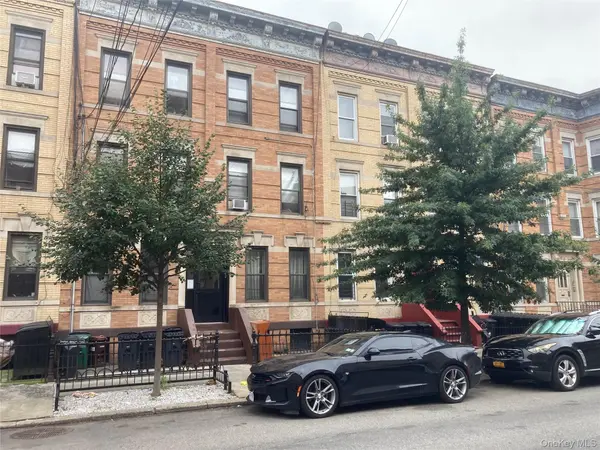 1678 Gates AVE, Ridgewood, NY 11385
