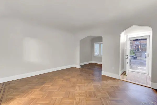 2152 E 35th ST, Brooklyn, NY 11234