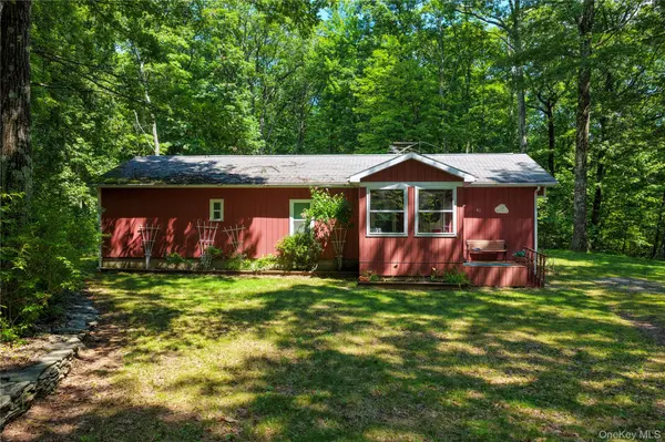 61 Sullivan Mountain RD, Catskill, NY 12414