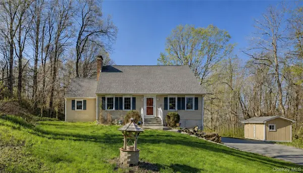 57 Buhleir RD, Pawling, NY 12564