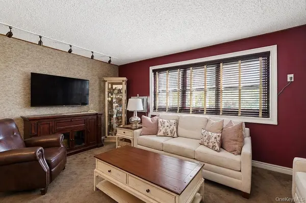155-42 81st ST #119 CU, Howard Beach, NY 11414