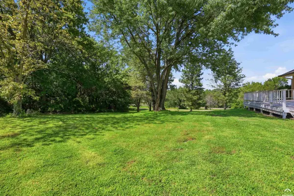 777 N 950 RD, Lawrence, KS 66047