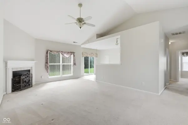 6445 Kentstone DR, Indianapolis, IN 46268
