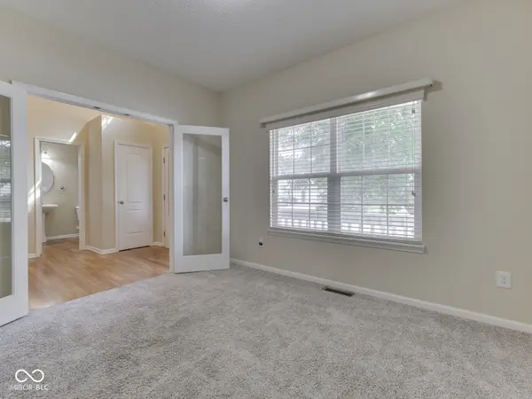 6648 Wilmot LN, Avon, IN 46123