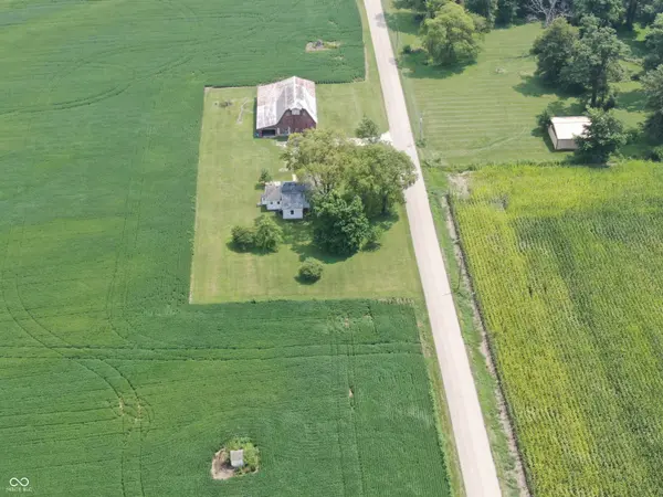 000 600 RD S, Waldron, IN 46182