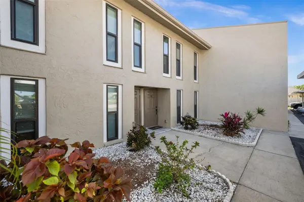 4803 SW SANTA BARBARA CT #8, Cape Coral, FL 33914