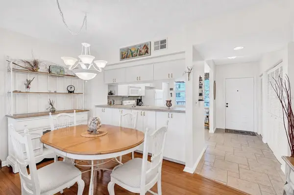 6475 SHORELINE DR #5102, St Petersburg, FL 33708