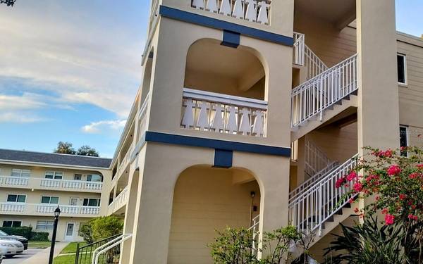 2256 SPANISH DR #42, Clearwater, FL 33763