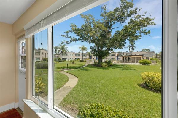 112 ELMWOOD CIR #112, Seminole, FL, 33777 photo 17