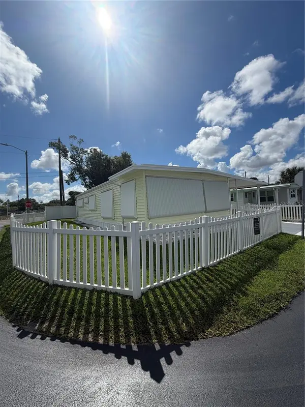 9900 ULMERTON RD #49, Largo, FL 33771
